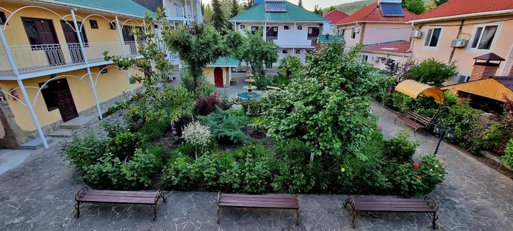 Рыбачье: Курортный отель Орхидея