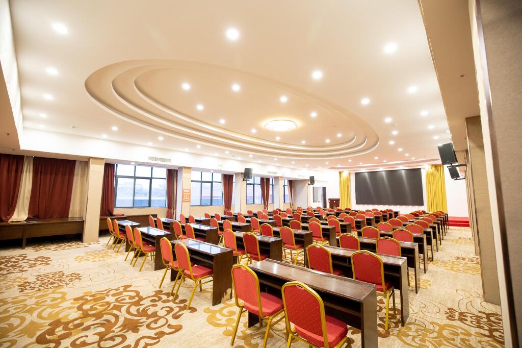 Чжэнчжоу: Elan Inn Xingyang Municipal Government