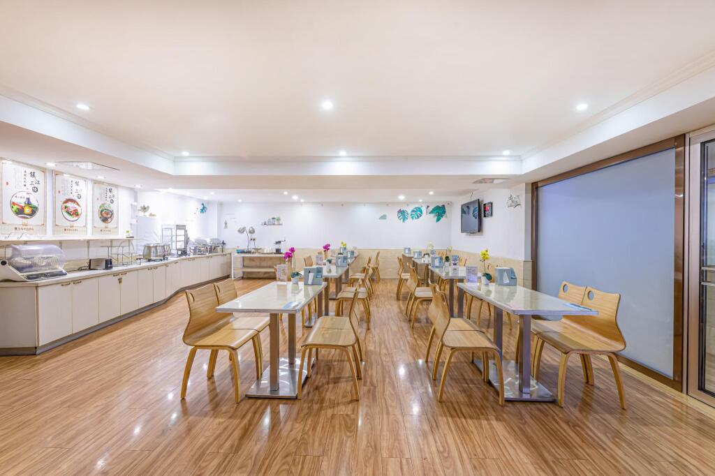 Чжэньцзян: Elan Inn Zhenjiang Railway Station Wanda Plaza