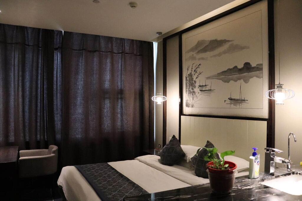 Чжэнчжоу: Elan Inn Zhengzhou Shangwu Inner Ring Exhibition Center