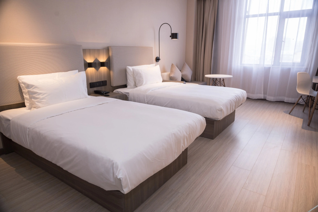 Баоцзи: Hanting Hotel Baoji Longzhou Plaza