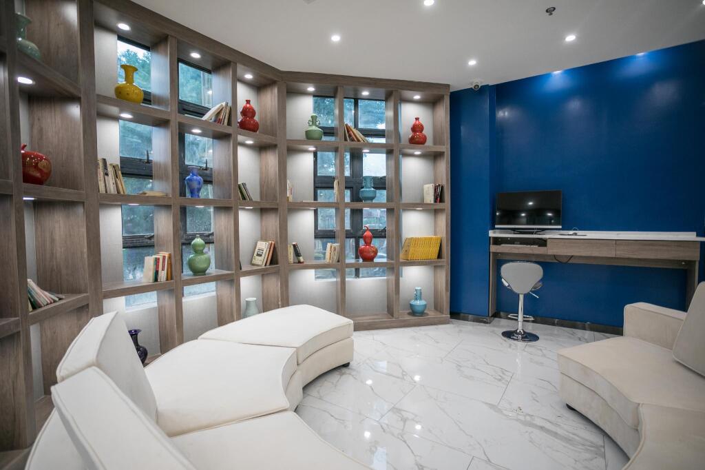Суцянь: Elan Inn Suqian Powerlong Plaza Green Bee Store