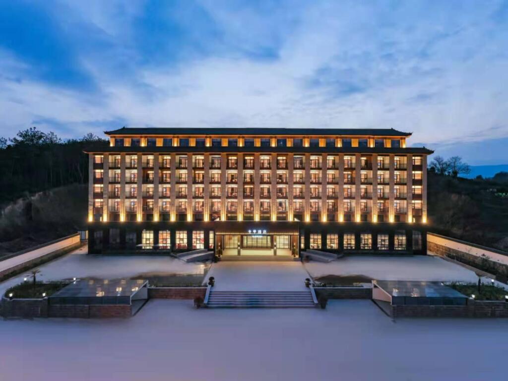 Аньцин: Ji Hotel Anqingyue West Hot Spring Avenue