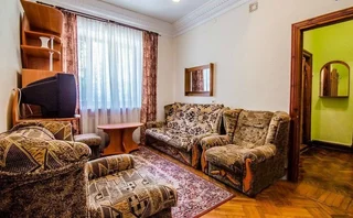 Гаспра: Rodina (Gaspra)