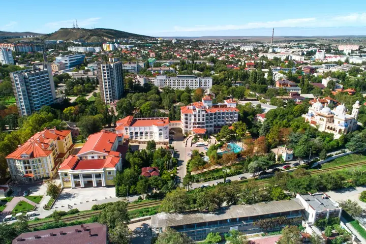 Феодосия: Отель Алые Паруса