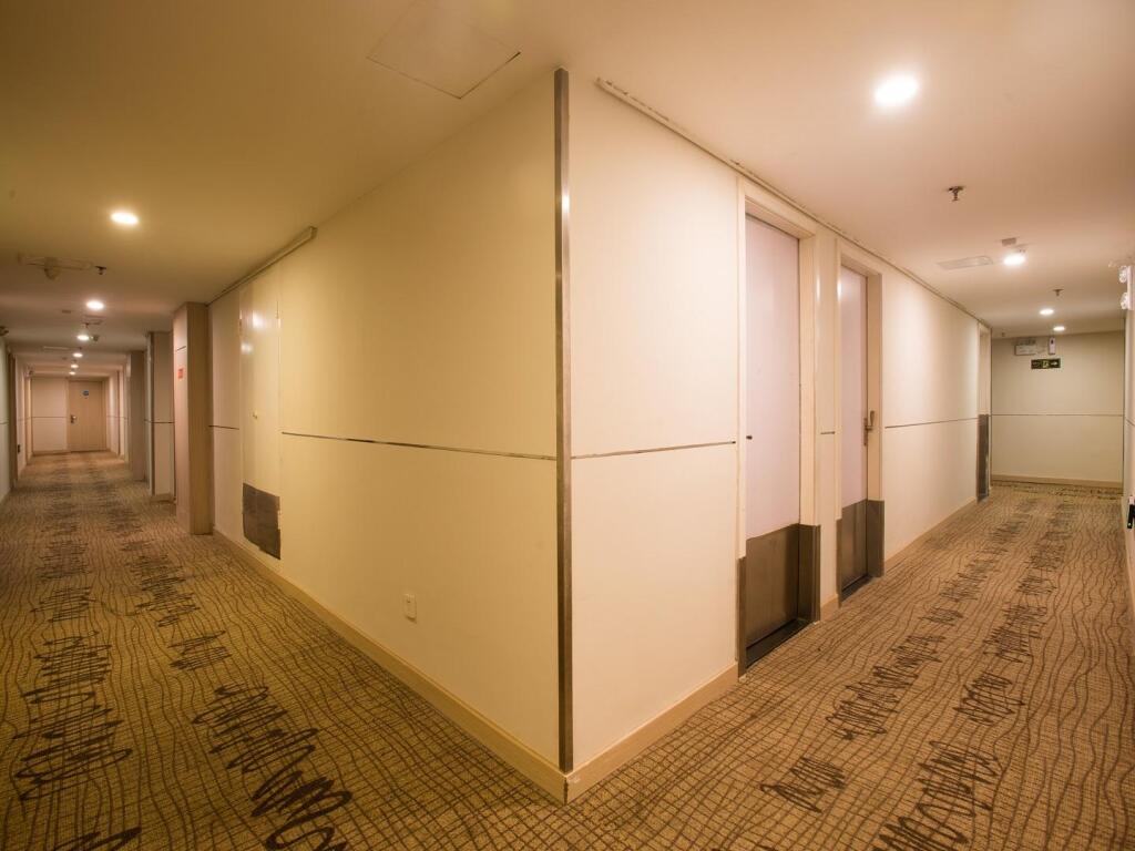 Чжэнчжоу: Hanting Hotel Zhengzhou Zhengdong New District Convention Center