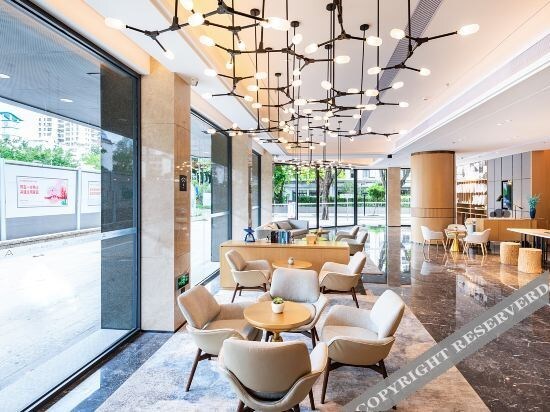 Шэньчжэнь: Shenzhen Huaqiangbei Atour Hotel