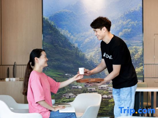 Шэньчжэнь: Shenzhen Huaqiangbei Atour Hotel