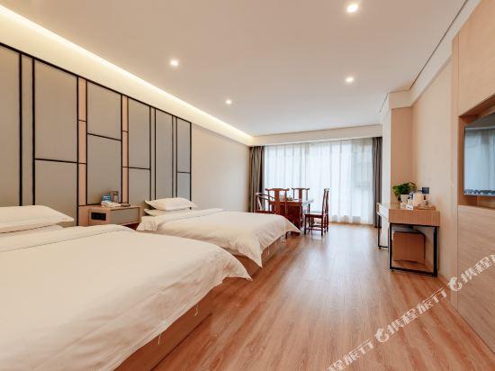 Цюйцзин: qujingquanjishanglv hotel