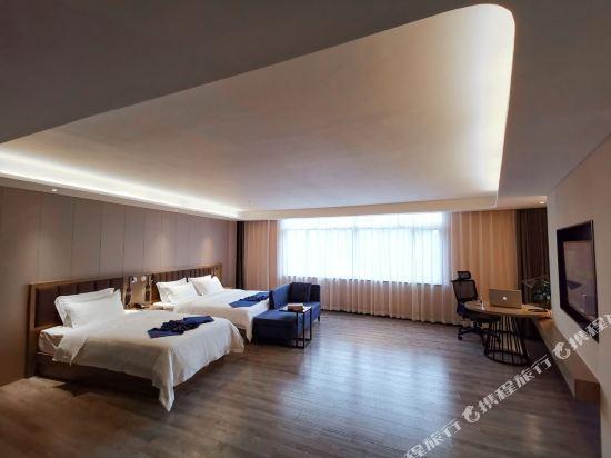 Янгиианг: Lexuan Holiday Hotel