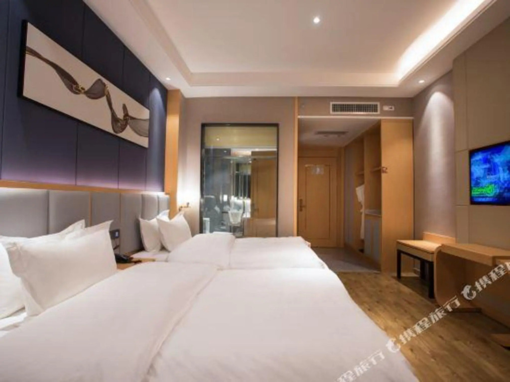 Шангри-Ла: Green Oriental Hotel Shangri-la stay alone in the Old City Hotel