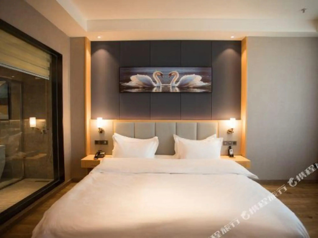 Шангри-Ла: Green Oriental Hotel Shangri-la stay alone in the Old City Hotel