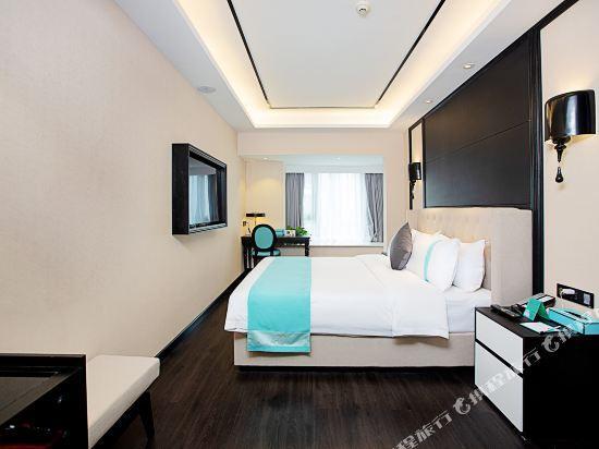 Чжэнчжоу: Xana Hotelle (Zhengzhou Fu Tower Qilihe Metro Station)