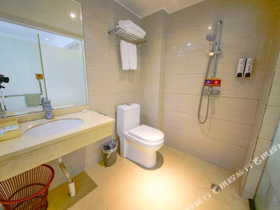Чжаньцзян: Yuewei Business Hotel
