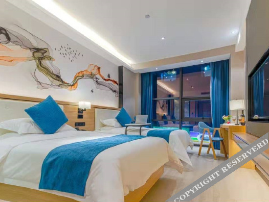 Баоцзи: H Hotel