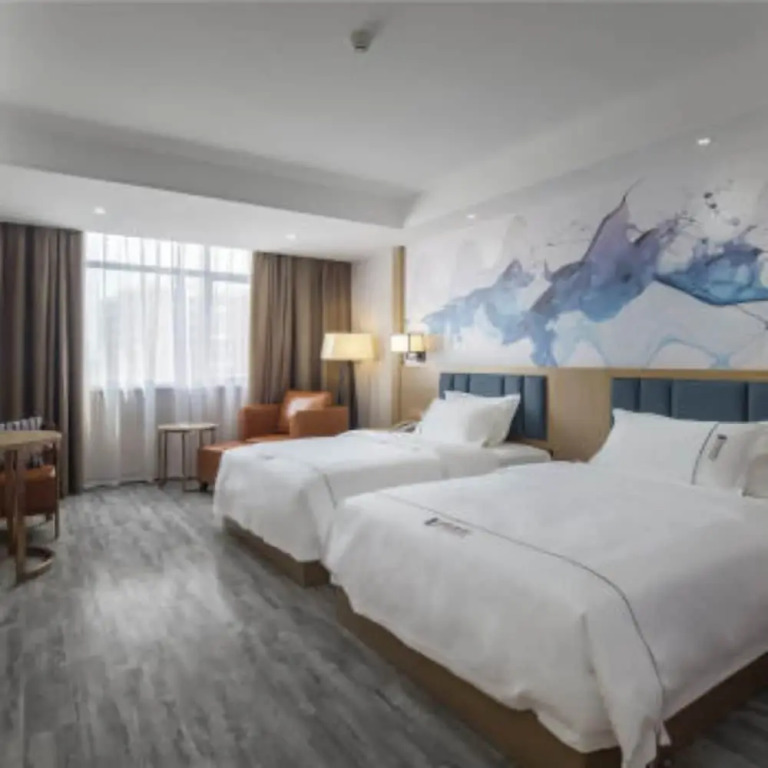 Гуйлинь: Wharton Brunel Hotel (Guilin Railway Station Vientiane City Branch)