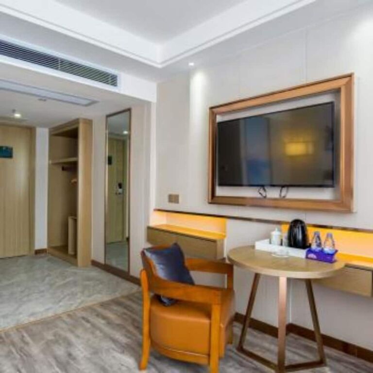 Гуйлинь: Wharton Brunel Hotel (Guilin Railway Station Vientiane City Branch)