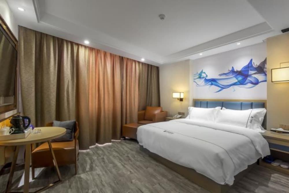 Гуйлинь: Wharton Brunel Hotel (Guilin Railway Station Vientiane City Branch)
