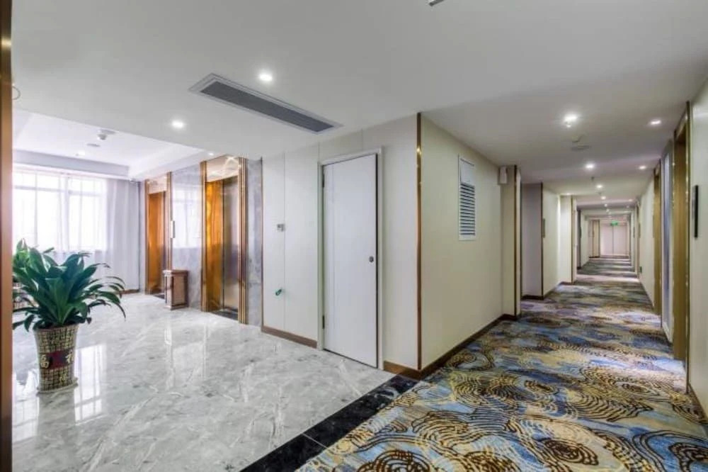 Гуйлинь: Wharton Brunel Hotel (Guilin Railway Station Vientiane City Branch)