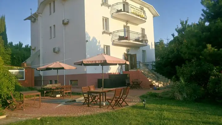 Гостевой дом Villa Crystal — фото 1