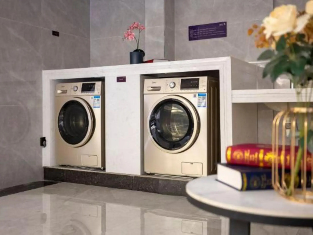 Чаочжоу: Yaster International hotel (Ceramic Center store)
