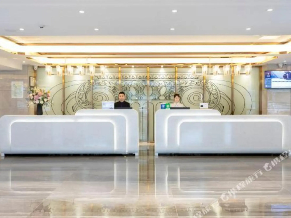 Чаочжоу: Yaster International hotel (Ceramic Center store)