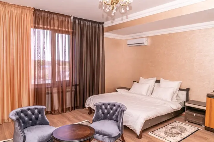 Евпатория: Bomond Hotel