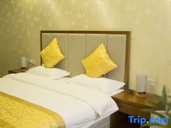 Цзуньи: Shenghui Hotel
