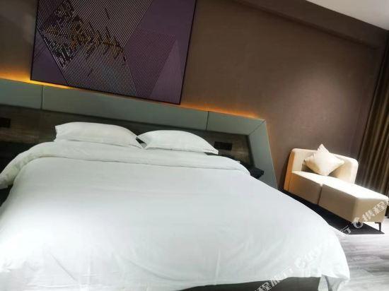 Юнчжоу: Yongshun Holiday Hotel