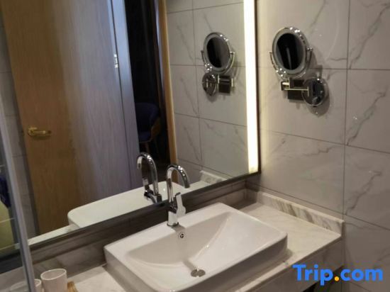 Тайчжоу: Kyriad Marvelous Hotel (Jingjiang Bus Terminal)