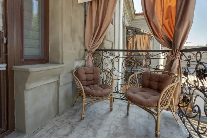 Евпатория: Меблированные комнаты DalaMar