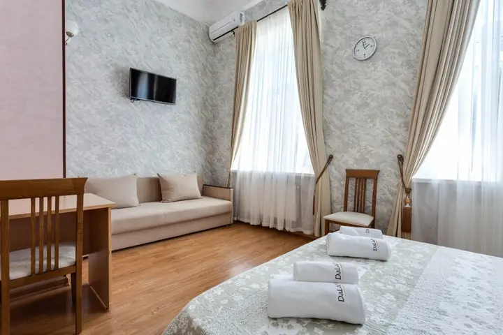 Евпатория: Меблированные комнаты DalaMar