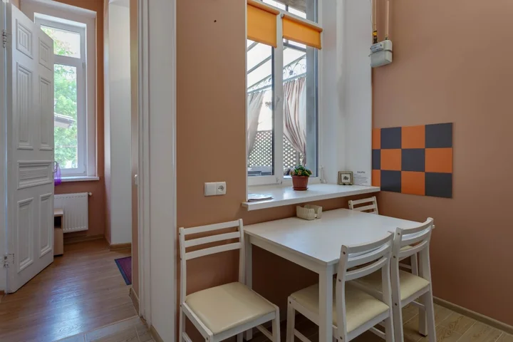 Евпатория: Меблированные комнаты DalaMar