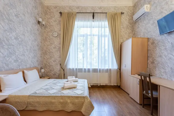 Евпатория: Меблированные комнаты DalaMar
