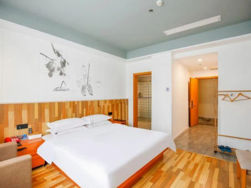 Яань: Hairui Hotel
