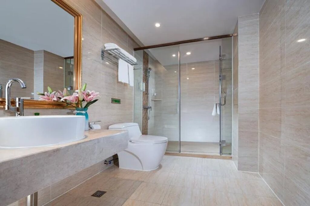 Хойчжоу: Vienna Hotel (Huidong Jilong)