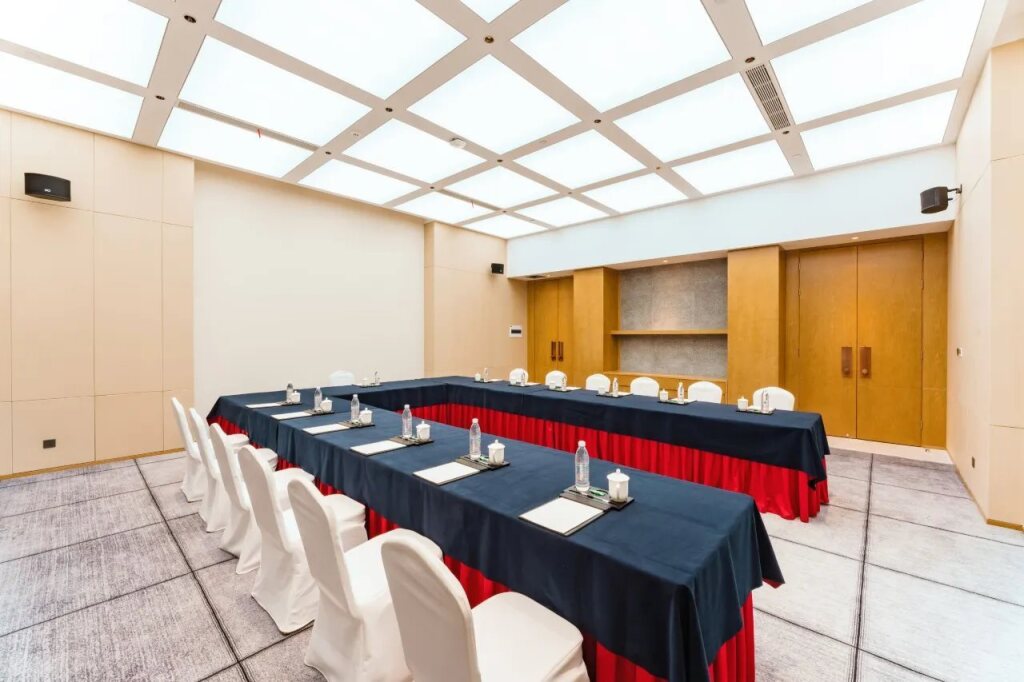 Чжоушань: ShengSi Maison New Century hotel