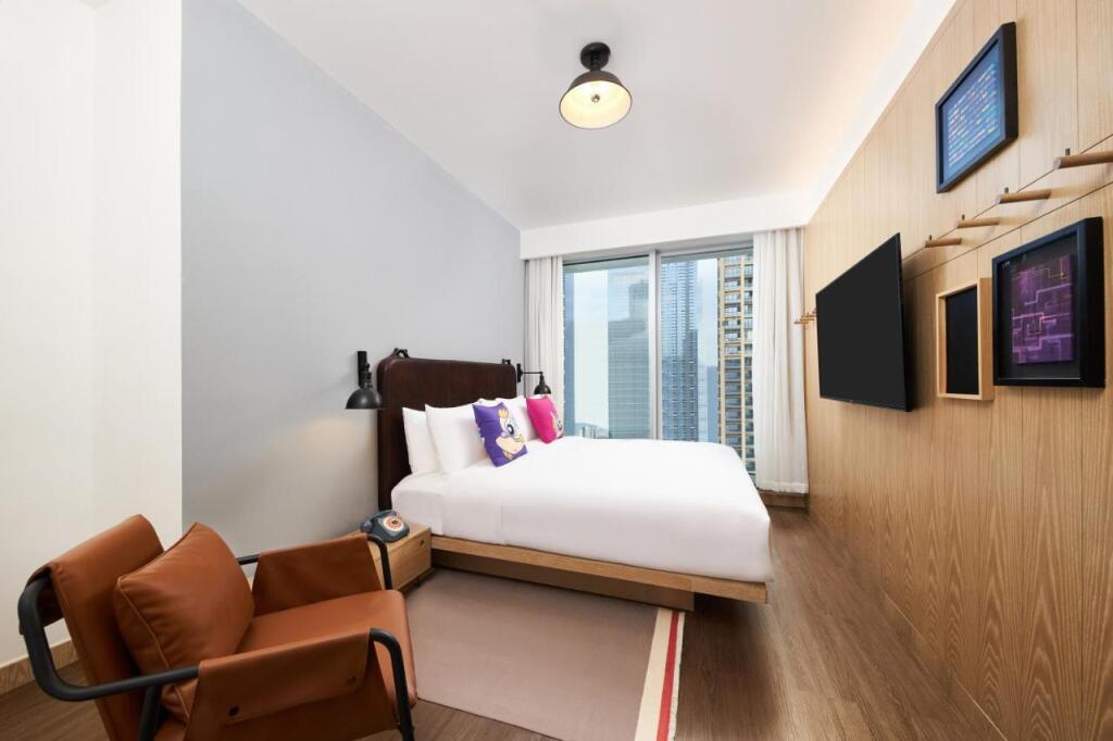 Шэньчжэнь: Moxy Shenzhen North Station