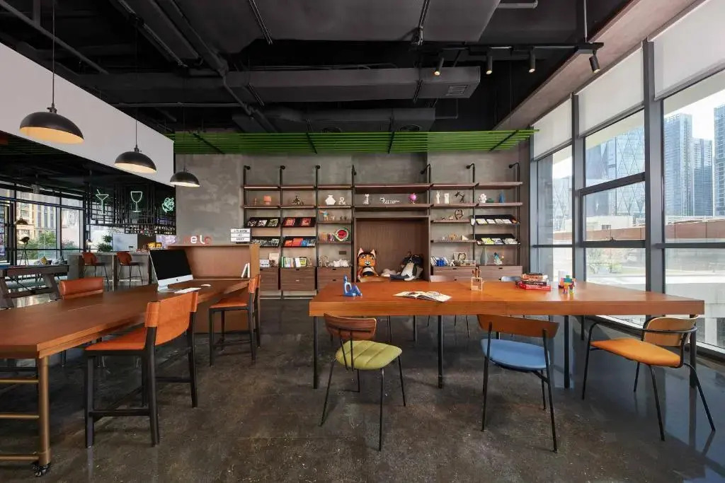 Шэньчжэнь: Moxy Shenzhen North Station