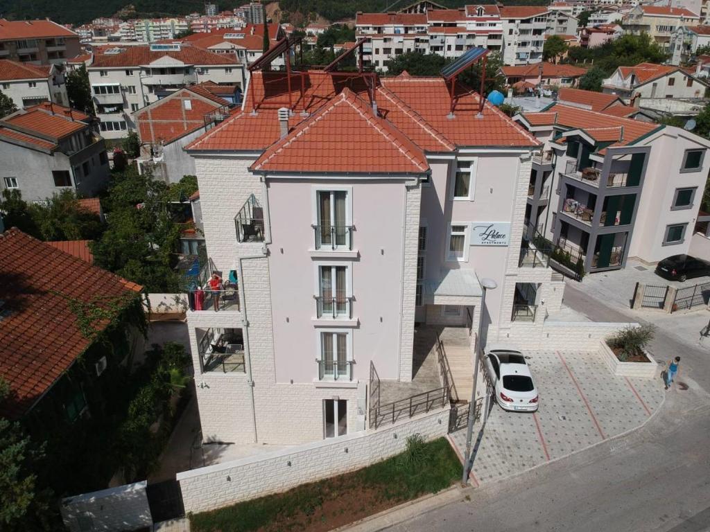 Будва: Apartment L Palace