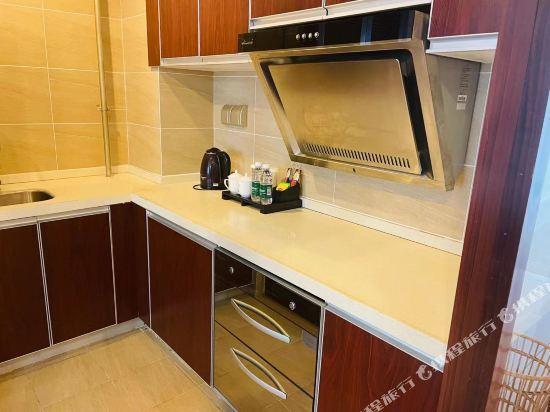 Линшуй: Golden Life Holiday Hotel