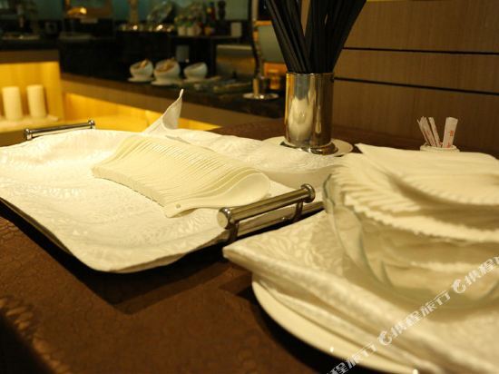 Чжэнчжоу: Junhe Hotel Zhengzhou Hi-Tech Zone