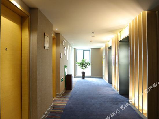 Чжэнчжоу: Junhe Hotel Zhengzhou Hi-Tech Zone