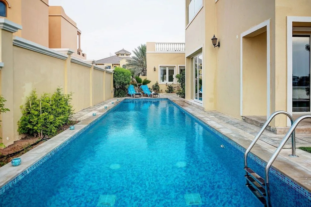 Дубай: The Palm Jumeirah Villas - Frond E