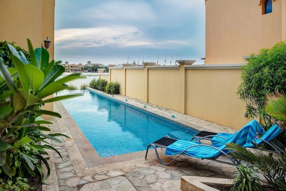Дубай: The Palm Jumeirah Villas - Frond E