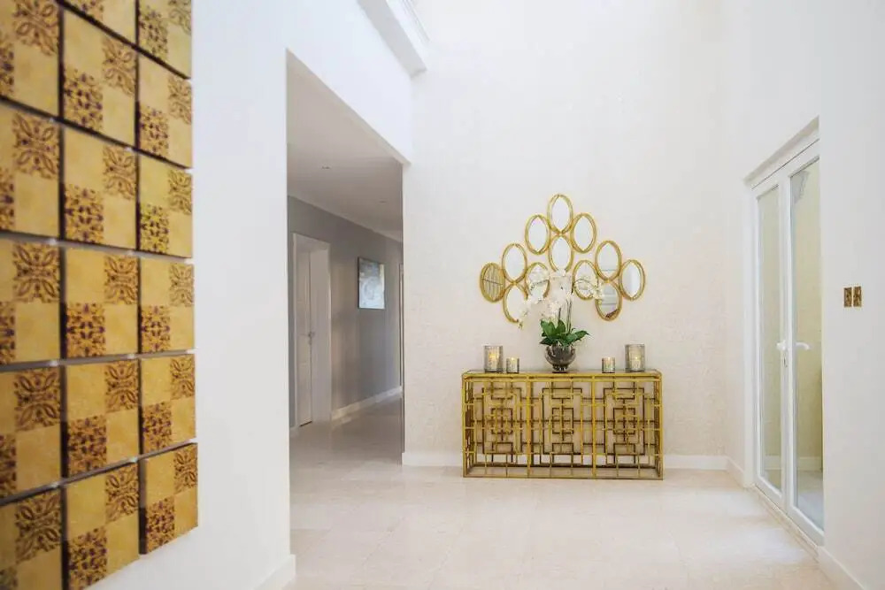 Дубай: The Palm Jumeirah Villas - Frond E