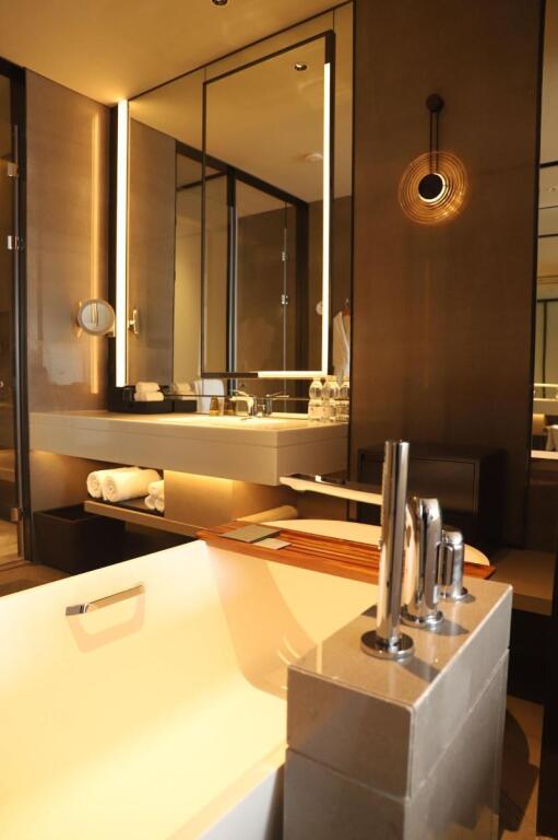 Ухань: Wuhan Marriott Hotel Optics Valley