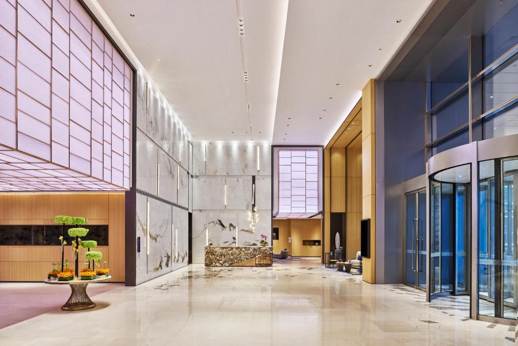 Гуанчжоу: Sheraton Guangzhou Panyu - Free shuttle bus and overseas buyers' registration counter during Canton Fair Period
