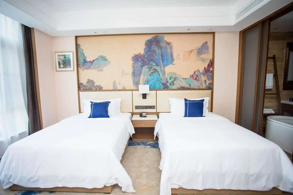 Чжаотун: Wyndham Grand Plaza Royale Zhaotong