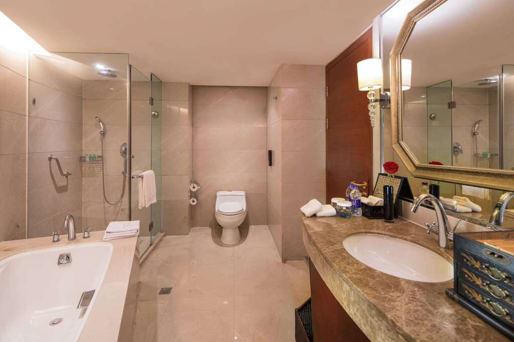 Ханчжоу: Wyndham Grand Plaza Royale Hangzhou